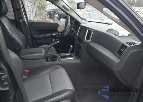 2010 Jeep Grand Cherokee Laredo z USA, uszkodzony, nr VIN 1J4PR4GK4AC106450